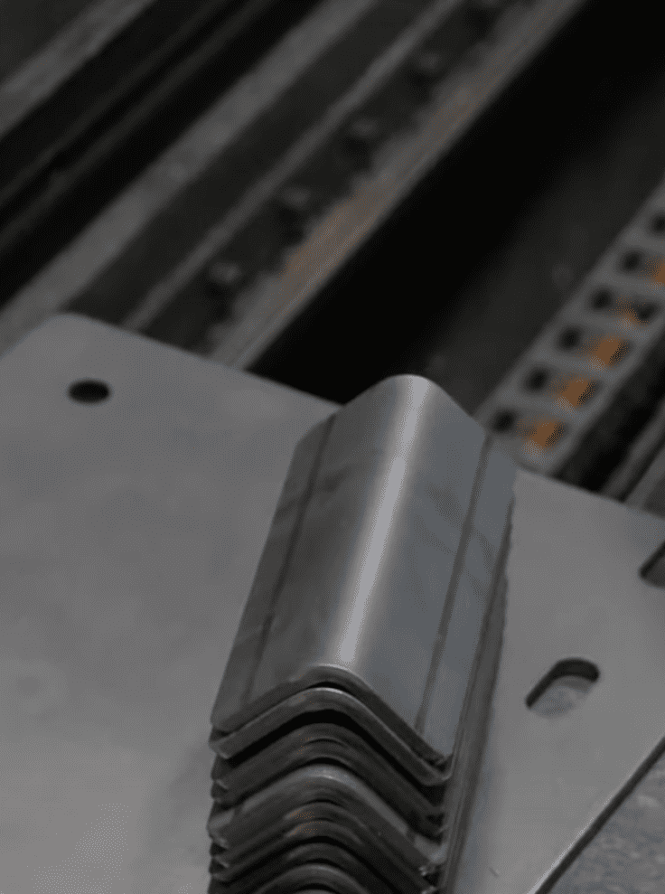 How to Bend Sheet Metal: Cold vs. Hot Working Methods