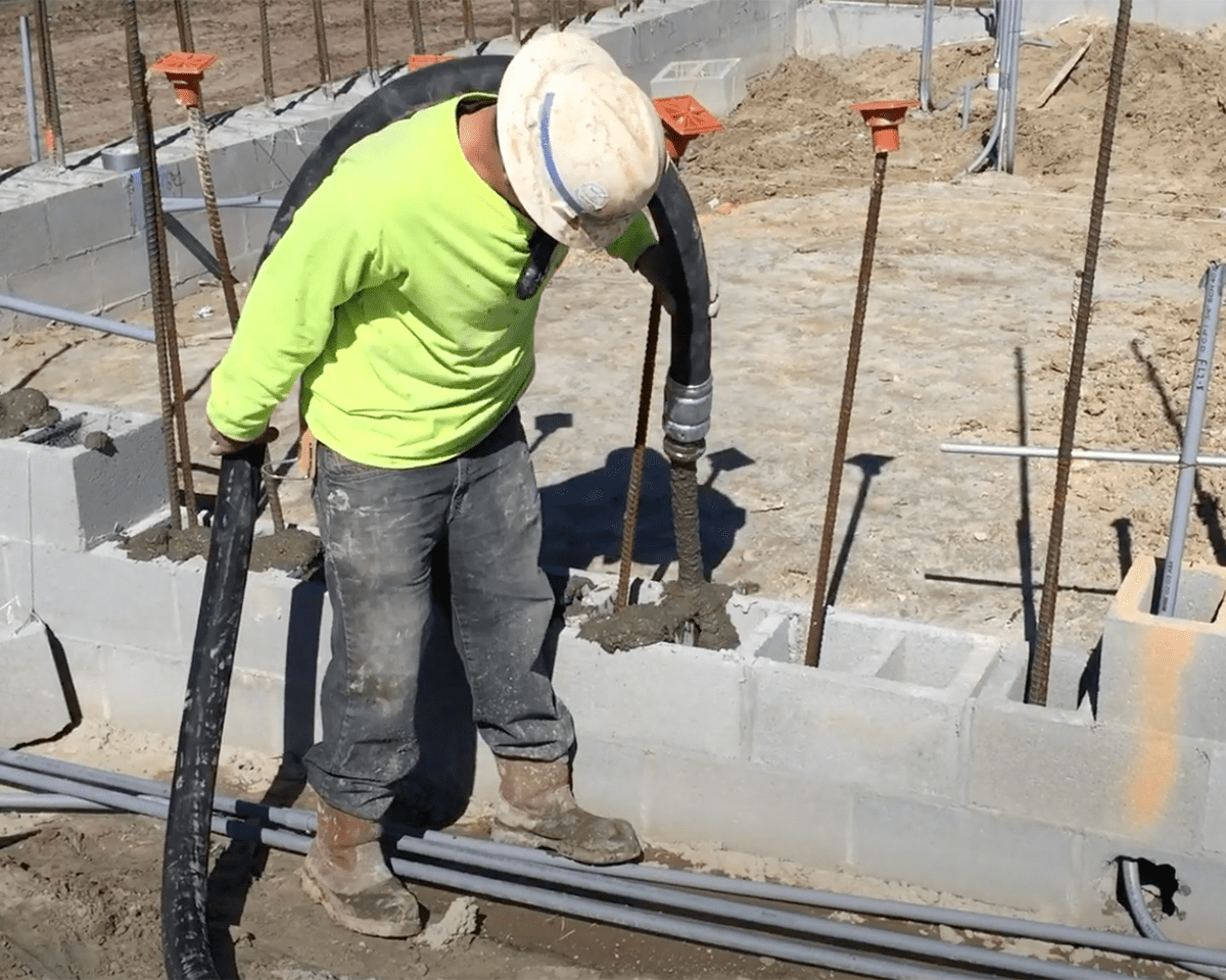 Hog_Pump_in_use_Jobsite_7