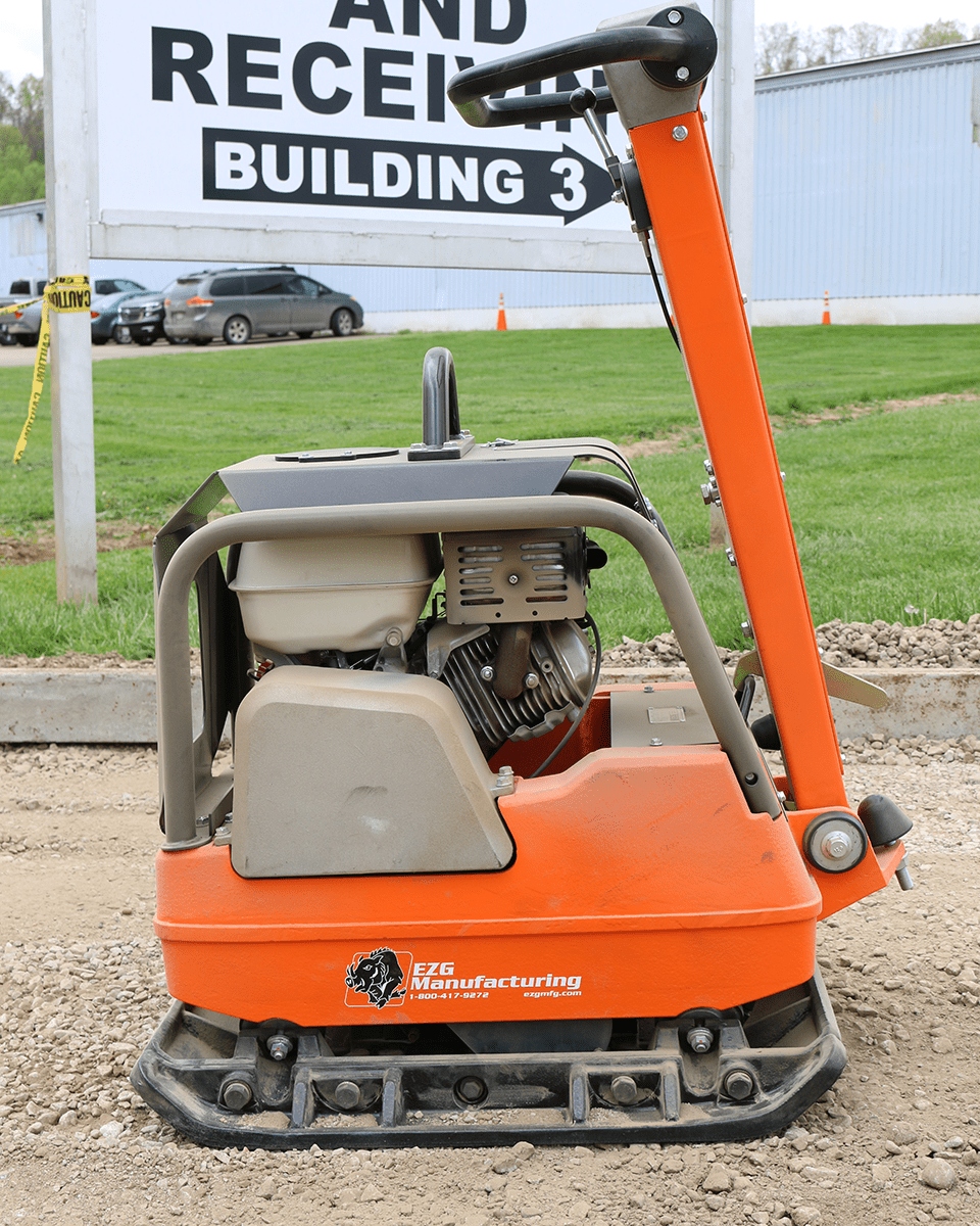 ERPC_150_200_300reversible_plate_compactor_in_use