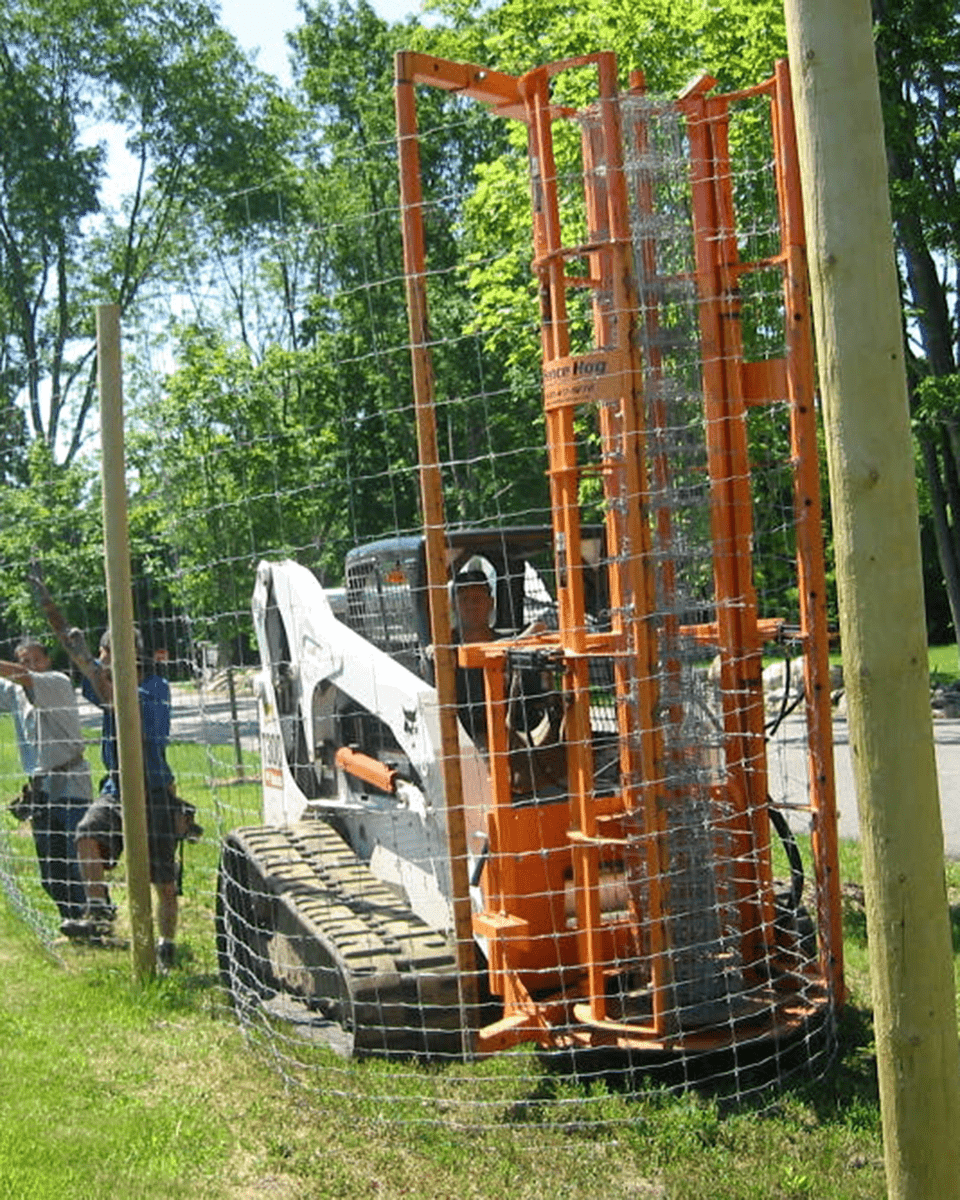 Fence Hog_in use_woven_wire_3