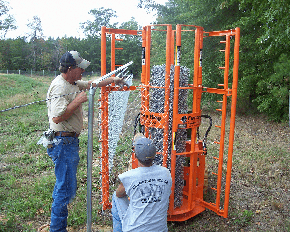 Fence Hog_mini_in use_jobsite_2