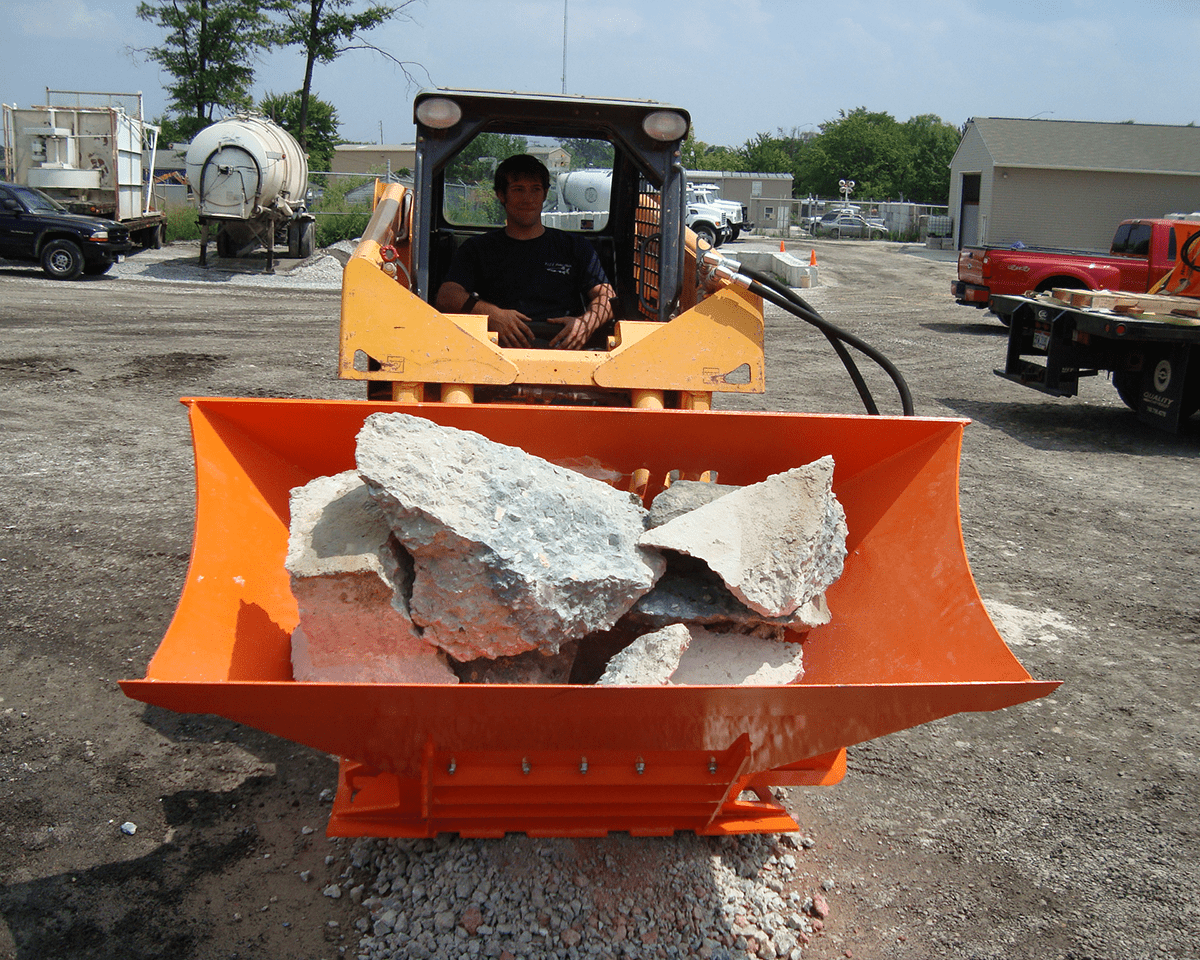 Hog_Crusher_on_jobsite_2