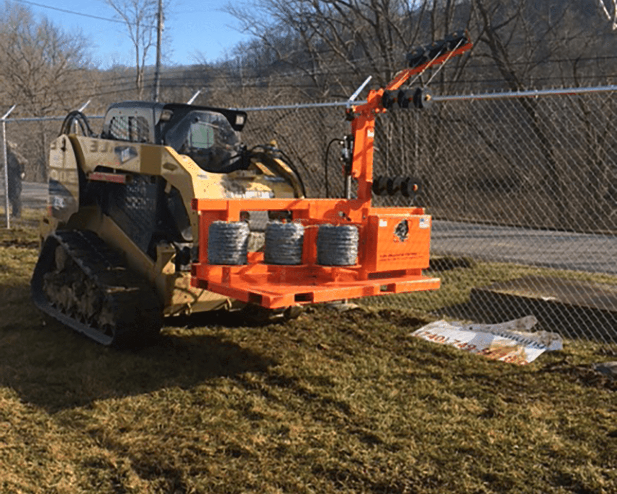 barbwire_hog_on_jobsite_6